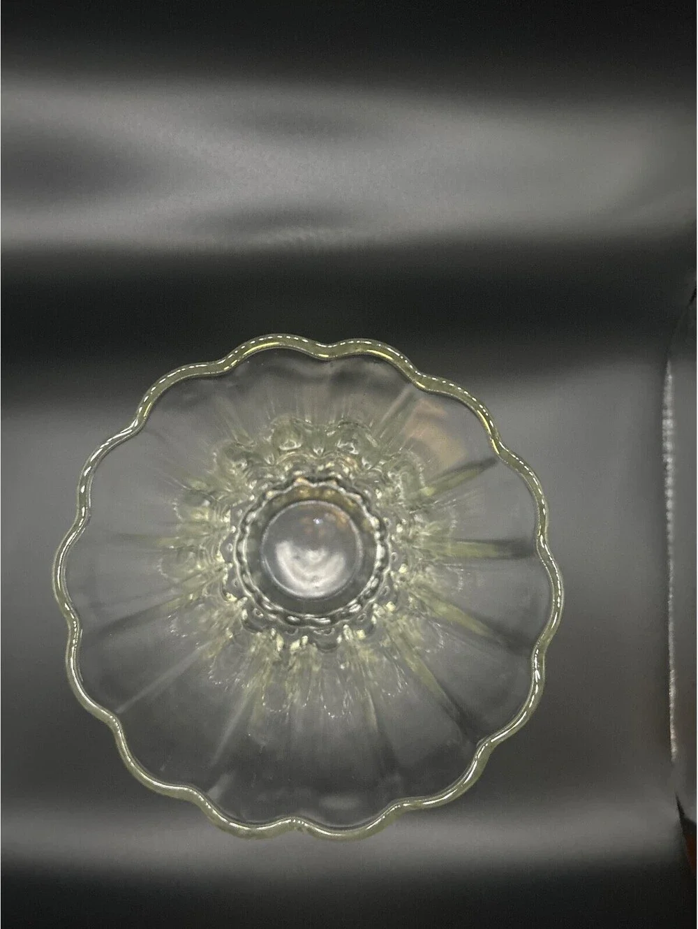 MCM Anchor Hocking Clear Glass Flared Vase Vertical Ribbed Scalloped Base 7”